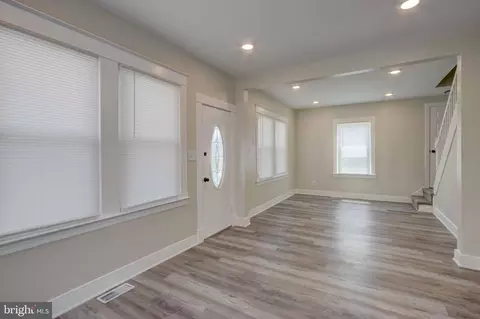 Living - 2514 Snyder Ave S, Sparrows Point, MD 21219 photo 1 of 5
