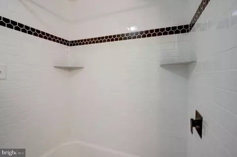 Bath - 2514 Snyder Ave S, Sparrows Point, MD 21219 photo 6 of 7