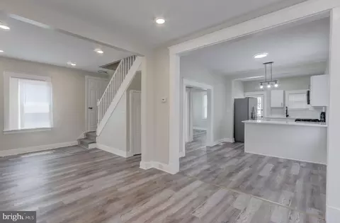 Entry Way - 2514 Snyder Ave S, Sparrows Point, MD 21219 photo 2 of 9