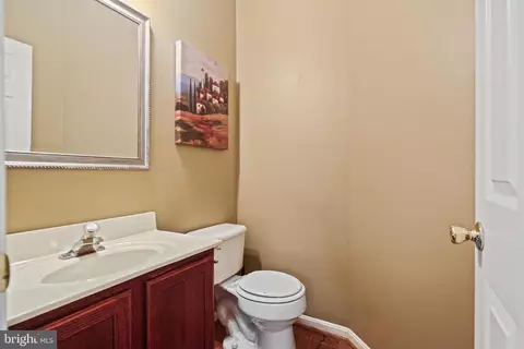 Entry Way - 9522 Good Spring Dr, Perry Hall, MD 21128 photo 3 of 5