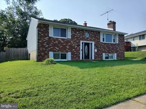 1495 Weyburn Rd, Rosedale, MD 21237