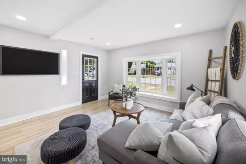 Living - 5929 Sunset Ave, Baltimore, MD 21207 photo 1 of 1