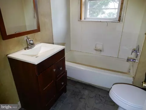 7 Eastship Rd, Dundalk, MD 21222 photo 24