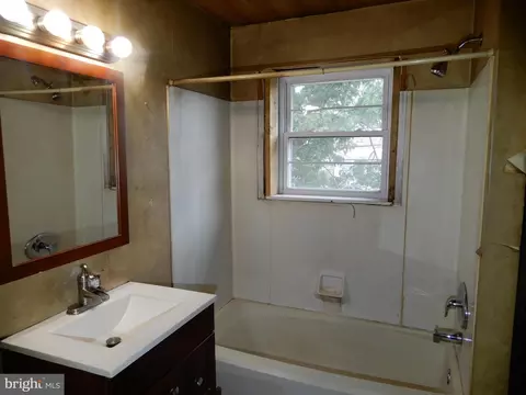 7 Eastship Rd, Dundalk, MD 21222 photo 25