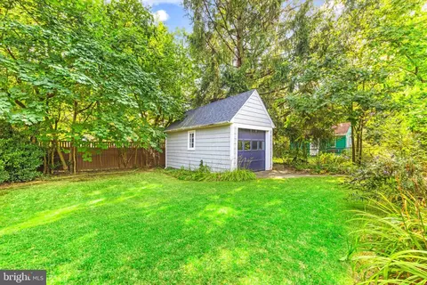 Exterior - 723 Dunkirk Rd, Baltimore, MD 21212 photo 6 of 11