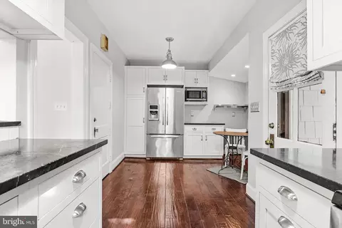 Kitchen - 723 Dunkirk Rd, Baltimore, MD 21212 photo 1 of 6