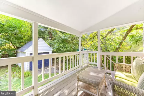 Exterior - 723 Dunkirk Rd, Baltimore, MD 21212 photo 4 of 11