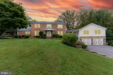4411 Dulaney Ct, Glen Arm, MD 21057
