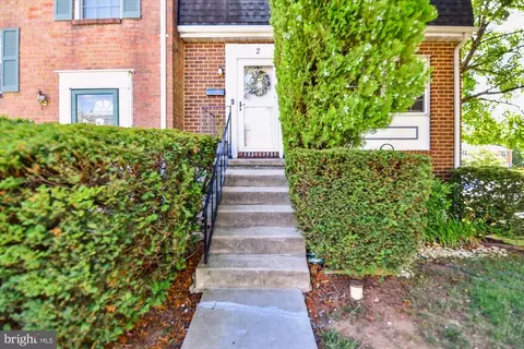 2 Warwick Mill Ct, Cockeysville, MD 21030