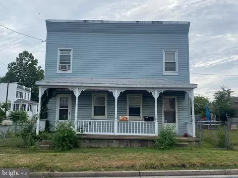 17 Sollers Point Rd, Dundalk, MD 21222