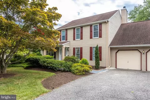 1209 Dulaney Woods Rd, Cockeysville, MD 21030