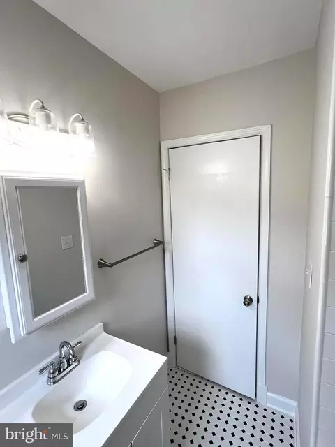 2810 Florida, Halethorpe, MD 21227 photo 13
