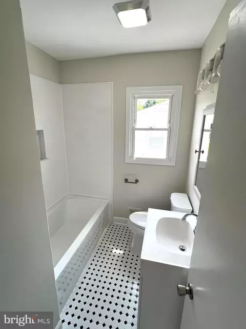 2810 Florida, Halethorpe, MD 21227 photo 12