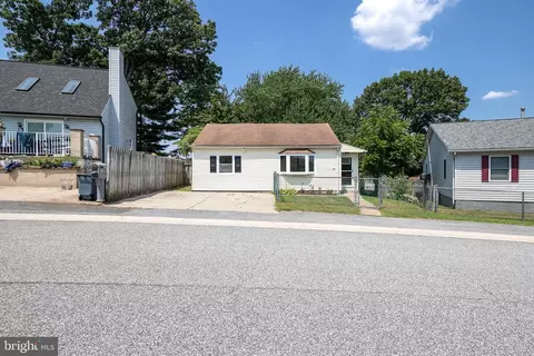 40 Stabilizer Dr, Middle River, MD 21220 photo 3