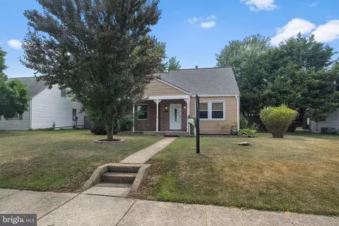 3116 Cornwall Rd, Dundalk, MD 21222 photo 2