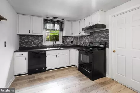 3116 Cornwall Rd, Dundalk, MD 21222 photo 8