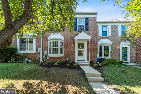 5 Six Notches, Catonsville, MD 21228