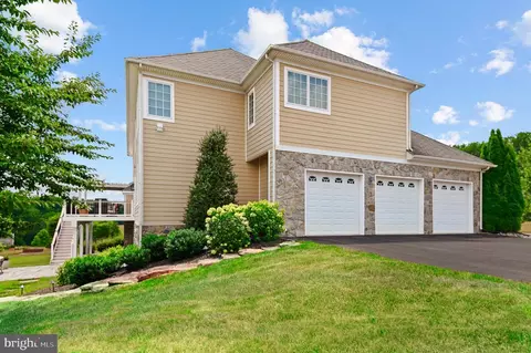 Exterior - 13307 Brighton View Ct, Phoenix, MD 21131 photo 7 of 11