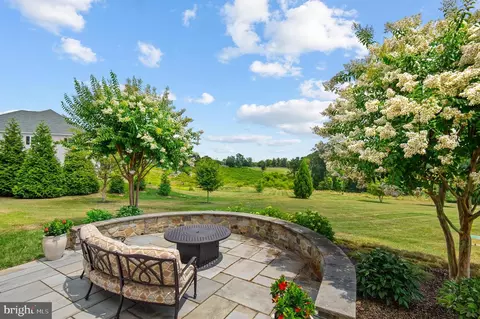 Exterior - 13307 Brighton View Ct, Phoenix, MD 21131 photo 6 of 11