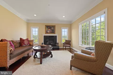 Living - 13307 Brighton View Ct, Phoenix, MD 21131 photo 1 of 6