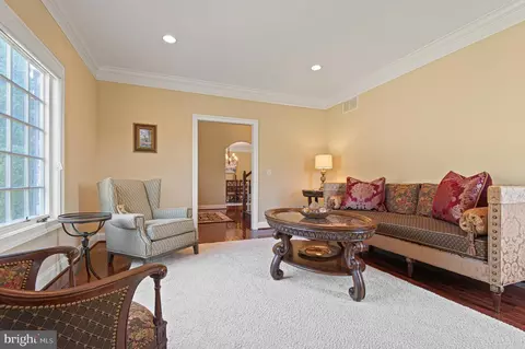 Living - 13307 Brighton View Ct, Phoenix, MD 21131 photo 3 of 6