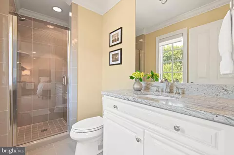 Bath - 13307 Brighton View Ct, Phoenix, MD 21131 photo 4 of 6