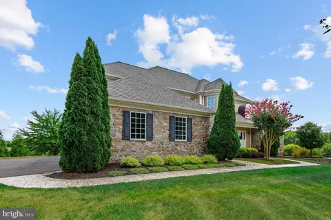 Exterior - 13307 Brighton View Ct, Phoenix, MD 21131 photo 9 of 11