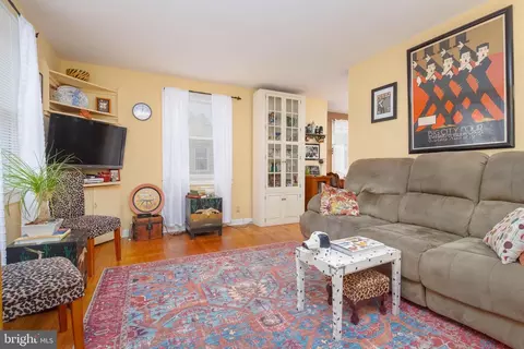 Living - 3435 Cornwall Rd, Dundalk, MD 21222 photo 1 of 1