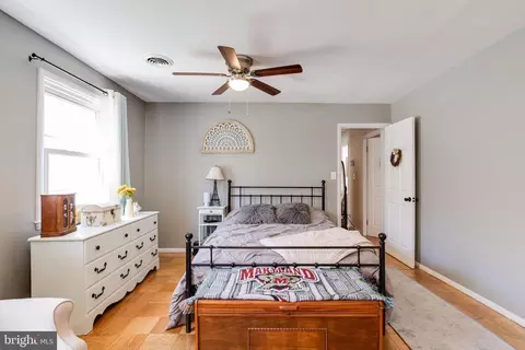 Bedroom - 910 Cromwell Bridge Rd, Towson, MD 21286 photo 3 of 6