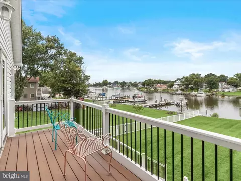 Exterior - 7332 Waldman Ave, Sparrows Point, MD 21219 photo 10 of 13