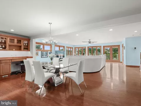 Dining - 7332 Waldman Ave, Sparrows Point, MD 21219 photo 3 of 3
