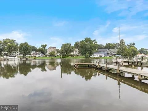 View/Area - 7332 Waldman Ave, Sparrows Point, MD 21219 photo 7 of 15