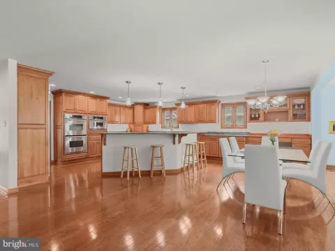 Kitchen - 7332 Waldman Ave, Sparrows Point, MD 21219 photo 7 of 7