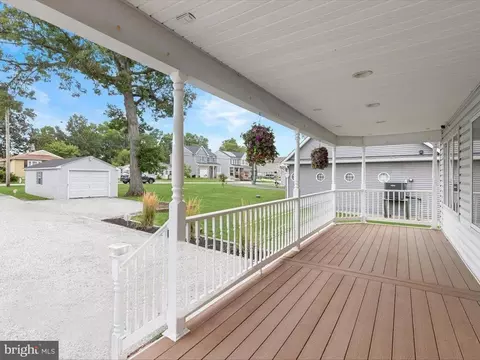 Exterior - 7332 Waldman Ave, Sparrows Point, MD 21219 photo 1 of 13