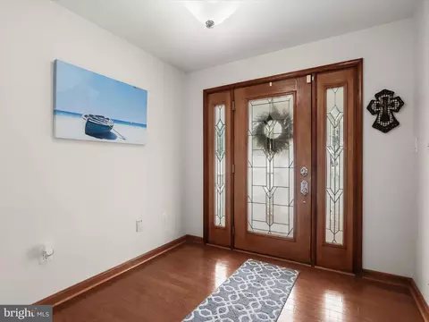 Entry Way - 7332 Waldman Ave, Sparrows Point, MD 21219 photo 1 of 2