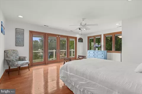 Bedroom - 7332 Waldman Ave, Sparrows Point, MD 21219 photo 3 of 9