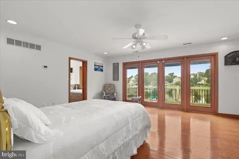 Bedroom - 7332 Waldman Ave, Sparrows Point, MD 21219 photo 1 of 9