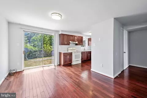 11 Van Ct, Baltimore, MD 21206 photo 2