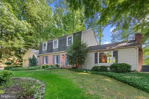 9 Shanneybrook Ct, Phoenix, MD 21131