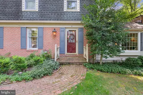 9 Shanneybrook Ct, Phoenix, MD 21131 photo 2
