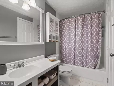4001 Rustico Rd, Middle River, MD 21220 photo 12