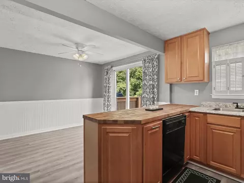 4001 Rustico Rd, Middle River, MD 21220 photo 10