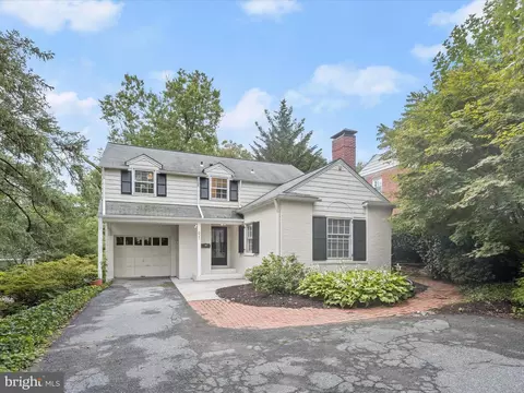 621 Stevenson Ln, Towson, MD 21286