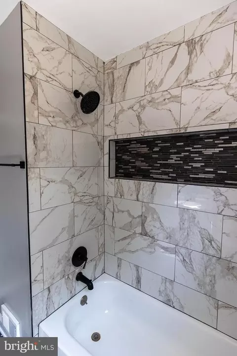 Bath - 5533 Ritter Ave, Baltimore, MD 21206 photo 3 of 5