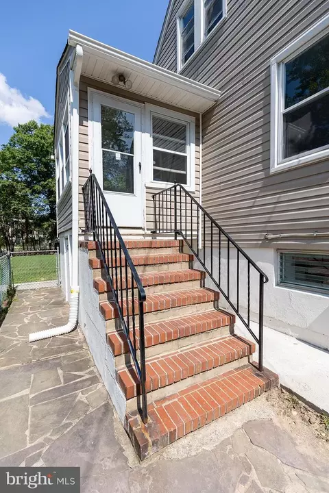 Exterior - 5533 Ritter Ave, Baltimore, MD 21206 photo 4 of 9