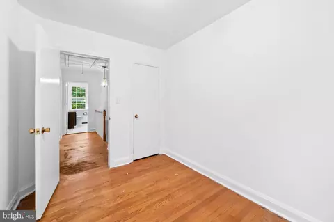 420 Old Trail Rd, Baltimore, MD 21212 photo 22