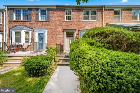 420 Old Trail Rd, Baltimore, MD 21212