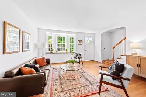 420 Old Trail Rd, Baltimore, MD 21212 photo 2