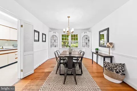 420 Old Trail Rd, Baltimore, MD 21212 photo 6