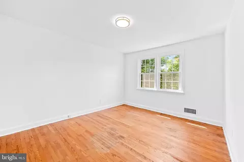 420 Old Trail Rd, Baltimore, MD 21212 photo 13